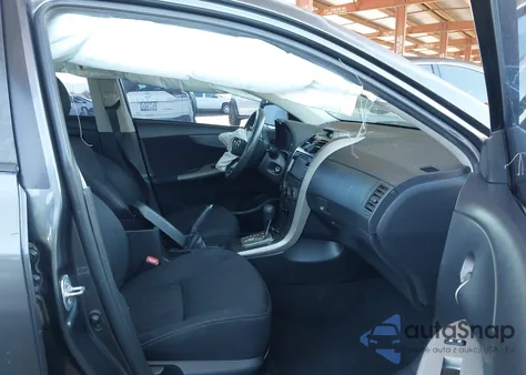 2012 Toyota Corolla S z USA, uszkodzony, nr VIN 2T1BU4EE1CC843790